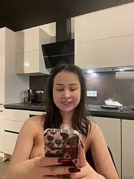 Just-Lilly online show from July 2026 05:12:02 PM