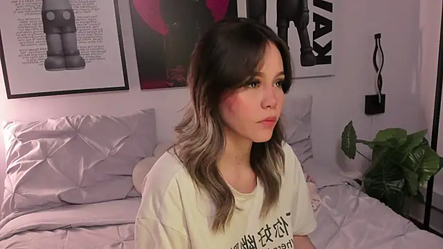 Hey lucy   online show from March 2026 11:39:02 AM