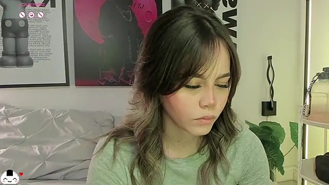 Hey lucy   online show from April 2026 11:10:02 AM