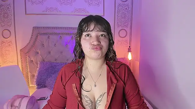 Honny Blaice  online show from March 2026 12:31:02 PM