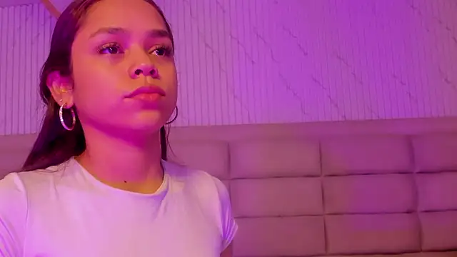 CarolineFyre online show from February 2026 12:49:01 PM