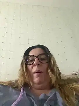 JasmineGlow7 online show from April 2026 06:10:01 PM