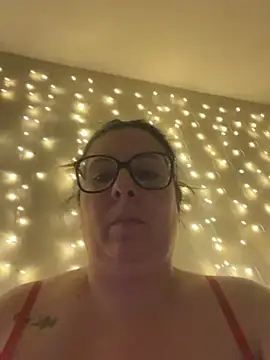 JasmineGlow7 online show from May 2026 09:32:02 PM