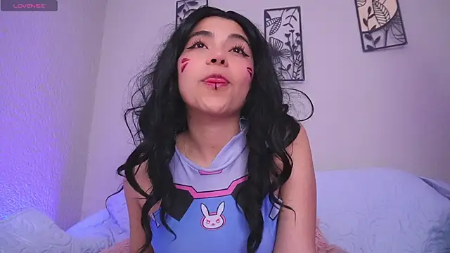 Snapshot of loveegirll1 chatting on April 2026 07:22:01 AM loveegirll1 online show from April 2026 07:22:01 AM