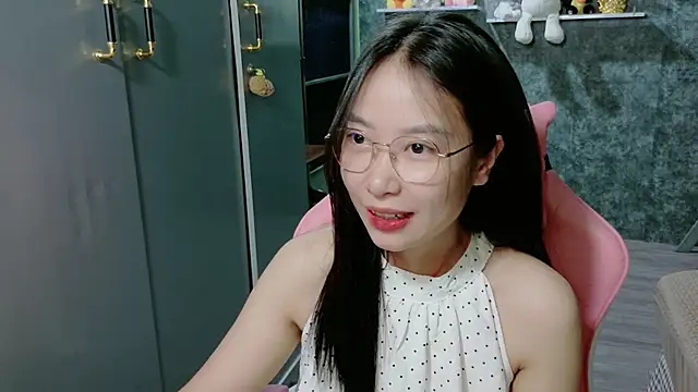 Linne6789 online show from June 2026 04:13:02 AM