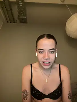 JulietSugar online show from February 2026 09:38:01 PM