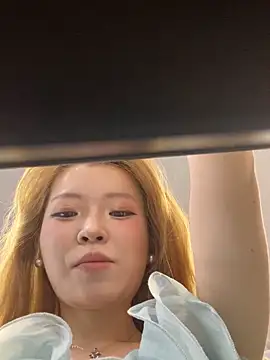 Snapshot of Rabbit-15 chatting on June 2026 08:08:02 AM Rabbit-15 online show from June 2026 08:08:02 AM