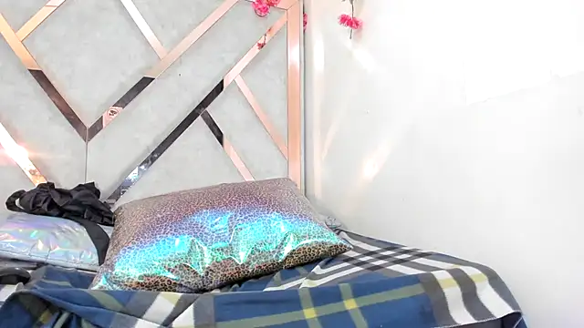 Geminis    online show from March 2026 08:19:01 AM