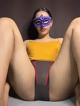 -aRiAnna online show from April 2026 12:44:02 PM