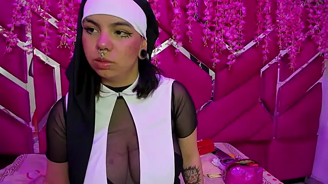 vanesa bobs online show from April 2026 03:31:02 AM