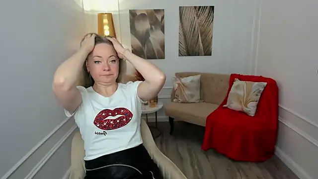 CharlotteKerti online show from February 2026 11:47:02 AM