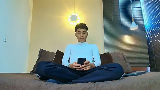 Damon Salvarote S online show from April 2026 07:03:01 PM