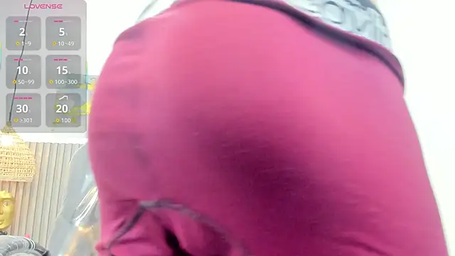 JDWhite18 online show from April 2026 04:09:02 AM