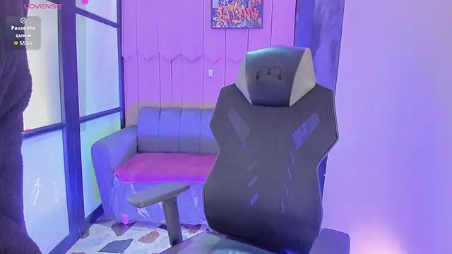 shaden  online show from February 2026 10:27:02 PM