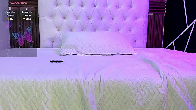 shaden  online show from April 2026 08:04:01 PM