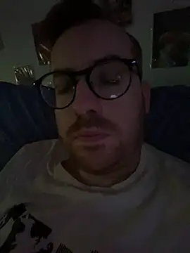 Snapshot of io1Elian chatting on May 2026 02:25:01 PM io1Elian online show from May 2026 02:25:01 PM