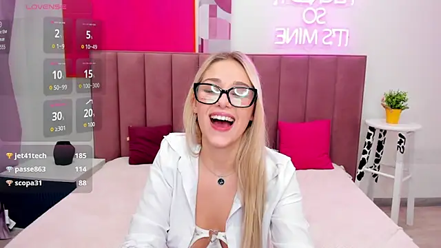 MIla Stunning online show from February 2026 06:40:02 AM