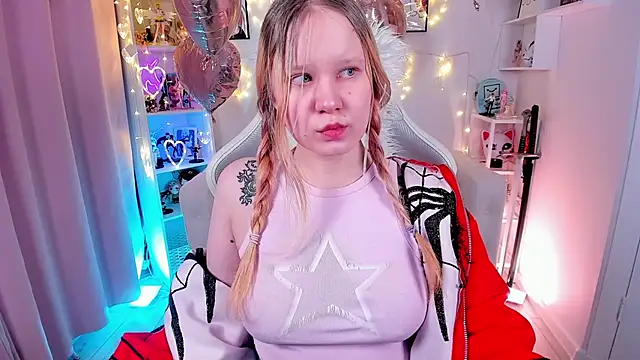 AnnieVibe online show from February 2026 05:39:02 PM