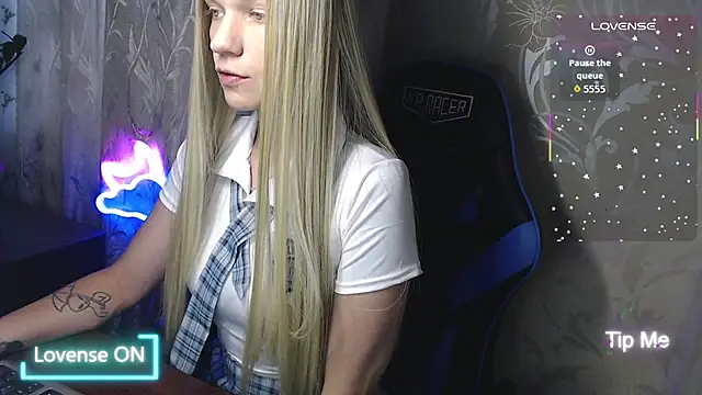Shiny Victoria online show from July 2026 07:39:02 AM