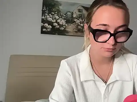 kelseyblu online show from April 2026 10:48:01 PM