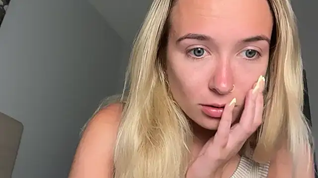 Snapshot of kelseyblu chatting on June 2026 11:18:02 PM kelseyblu online show from June 2026 11:18:02 PM