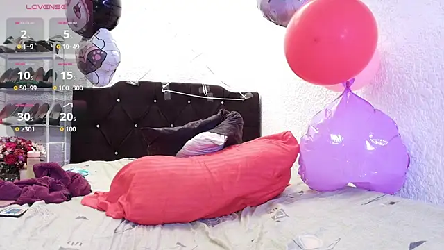 Isabelle Sara online show from March 2026 07:53:01 PM