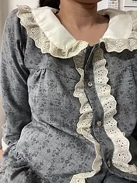 Snapshot of Yinini chatting on March 2026 01:50:01 PM Yinini online show from March 2026 01:50:01 PM