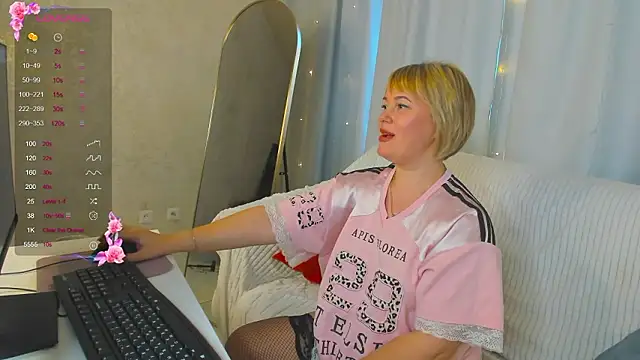 MaryClars online show from February 2026 07:52:01 AM