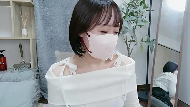 Snapshot of Himari_162 chatting on May 2026 01:17:02 PM Himari 162 online show from May 2026 01:17:02 PM