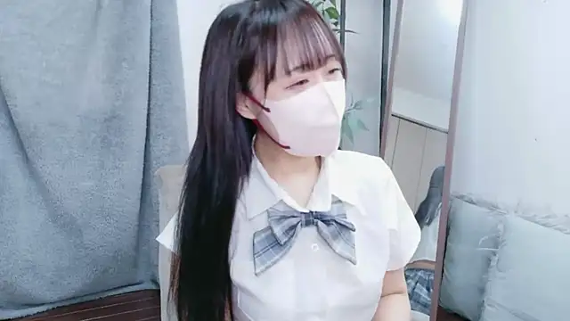 Snapshot of Himari_162 chatting on July 2026 04:26:02 AM Himari 162 online show from July 2026 04:26:02 AM