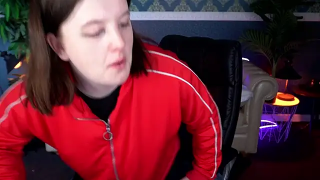 KristiFoxy online show from April 2026 06:42:01 PM