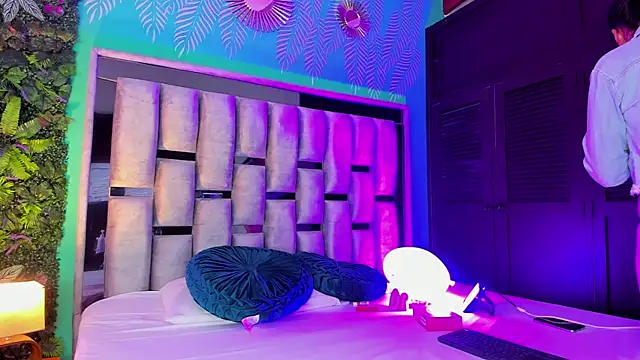 Mari cooper1 online show from February 2026 11:53:01 AM