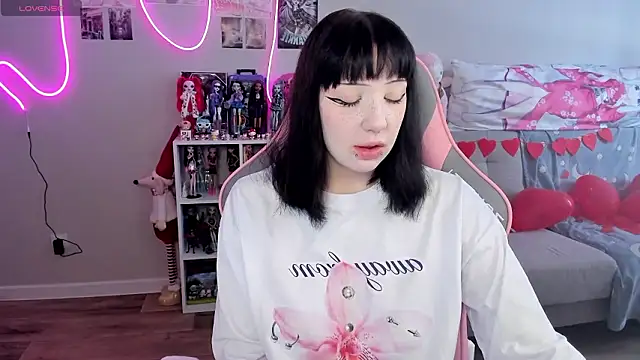 MollysLand online show from February 2026 08:21:02 AM