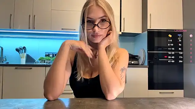 SoftnessMila online show from April 2026 03:59:02 PM