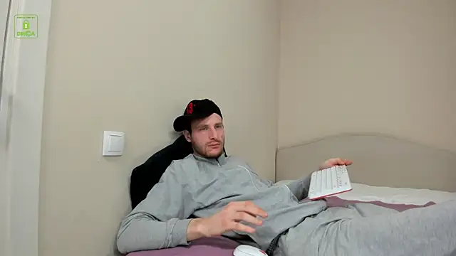 Deymond Russo online show from February 2026 12:23:01 PM