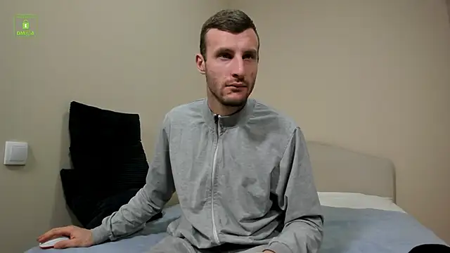 Deymond Russo online show from February 2026 06:42:01 AM