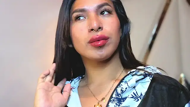 MeelFox online show from February 2026 12:53:02 PM