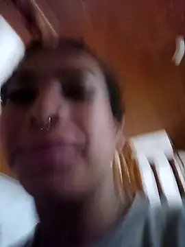 MeelFox online show from March 2026 12:22:01 PM