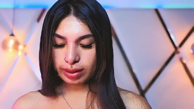 MeelFox online show from April 2026 02:03:02 PM