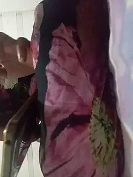 loveofpetitegirls34 online show from April 2026 06:10:01 PM