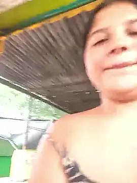 Salome Vivas online show from May 2026 04:04:02 PM