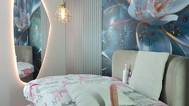 rouxinferno cr online show from April 2026 03:35:02 AM