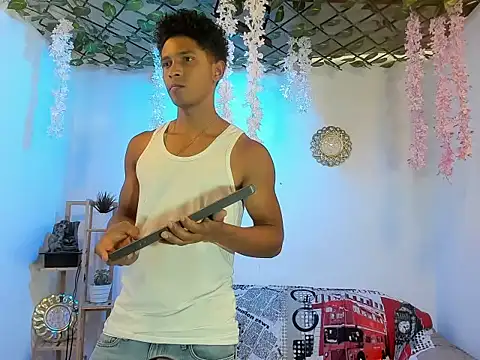 Yoel hot2004 online show from February 2026 07:40:01 PM