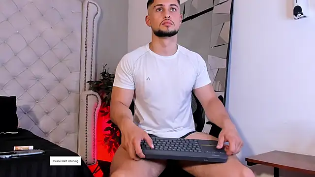 valenssio moretti online show from April 2026 08:42:02 PM