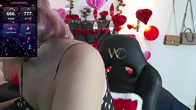 Snapshot of Sharma_Amayra chatting on February 2026 07:43:01 PM Sharma Amayra online show from February 2026 07:43:01 PM