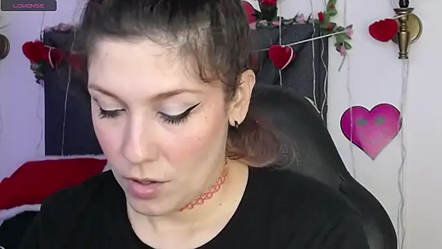 Sharma Amayra online show from March 2026 07:17:01 PM