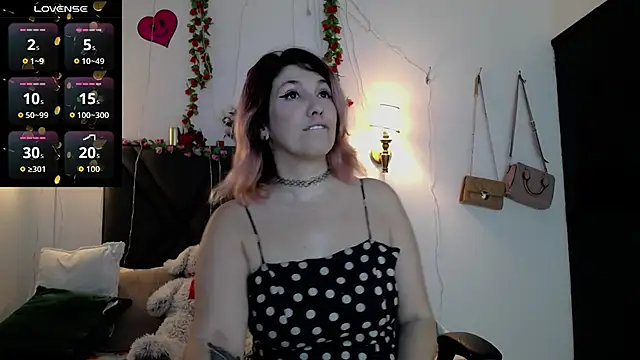 Sharma Amayra online show from April 2026 07:38:02 PM