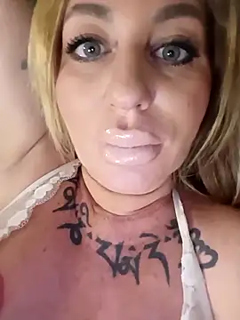 MiaMooly online show from March 2026 07:31:01 PM