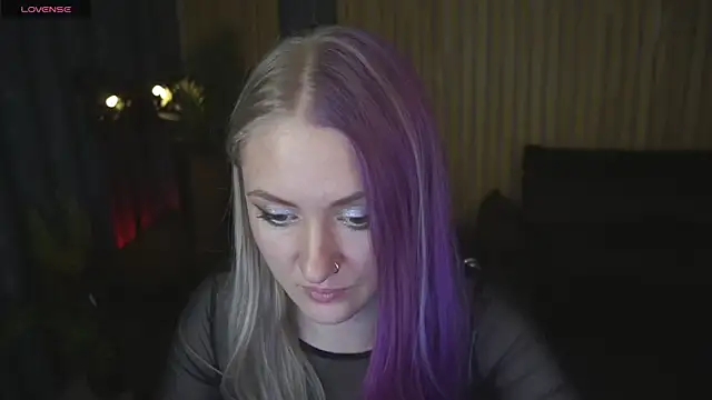 DramaQuenns online show from February 2026 06:57:02 AM