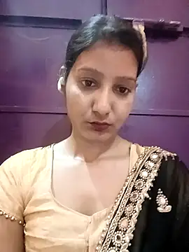 Ayesharani1 online show from April 2026 06:10:01 PM